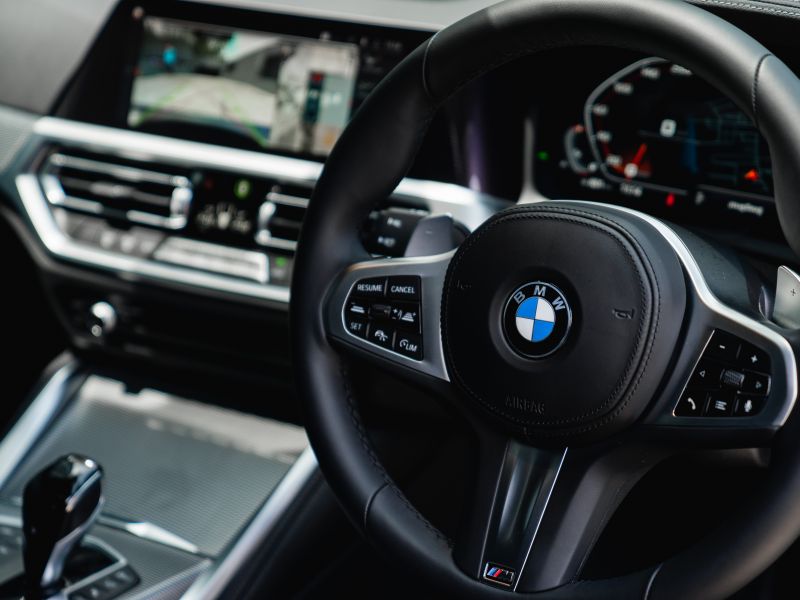 BMW M440i Coupe V6 | Luxe Car Rent