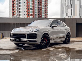 Porsche Cayenne Coupe Pattinum Editon