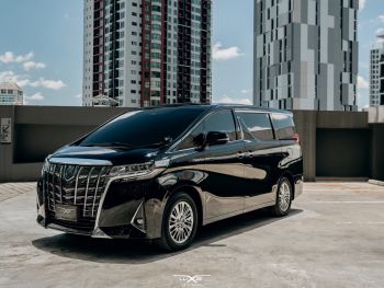 TOYOTA Alphard Hybrid GF 