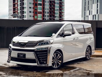 TOYOTA Vellfire ZG White