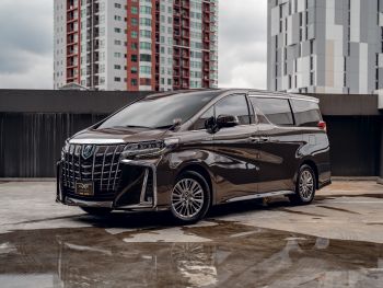 TOYOTA Alphard SRC Graphite 