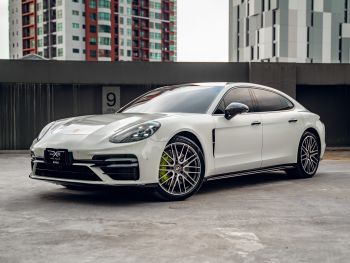 Porsche Panamera 4S E-hybrid 